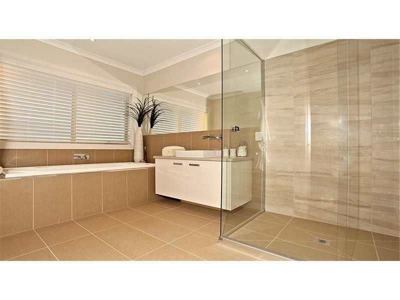 4 Miami drive, Point Cook VIC 3030