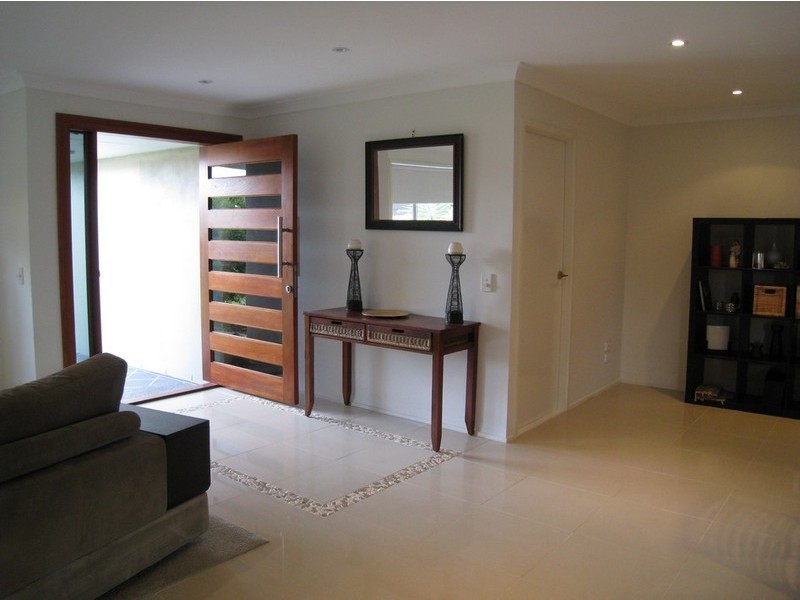 9 Anchorage Way, Runaway Bay QLD 4216