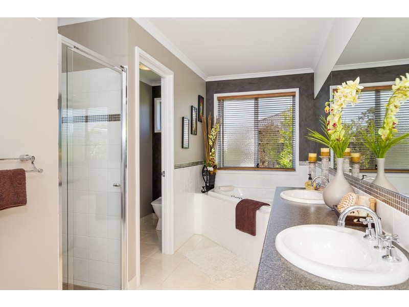 55 Corymbia Circuit, Barwon Heads VIC 3227