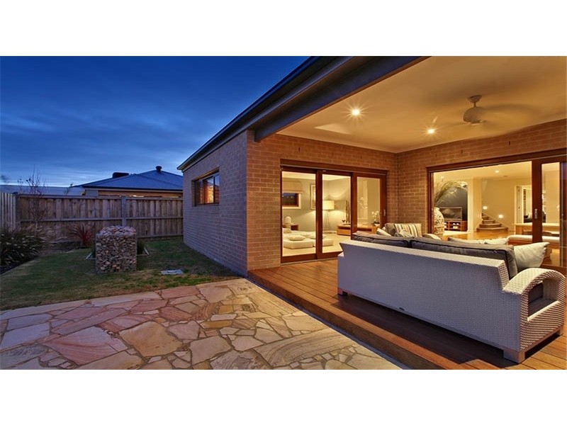 4 Miami Drive, Point Cook VIC 3030