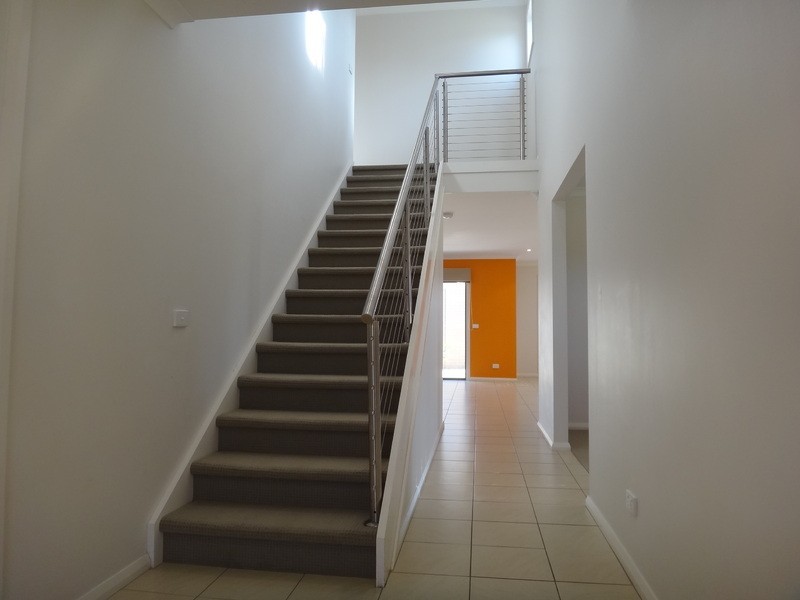 1/4 St Levans Place, Lavington NSW 2641