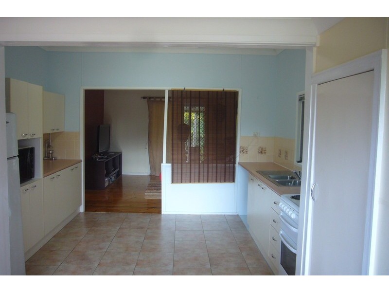 33 Blackwood Street, East Ipswich QLD 4305