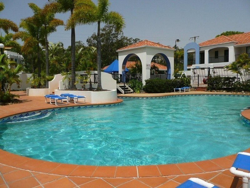 402/2214 Gold Coast Highway, Mermaid Beach QLD 4218