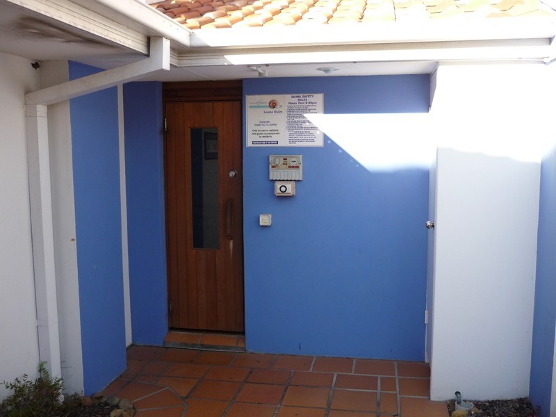 402/2214 Gold Coast Highway, Mermaid Beach QLD 4218