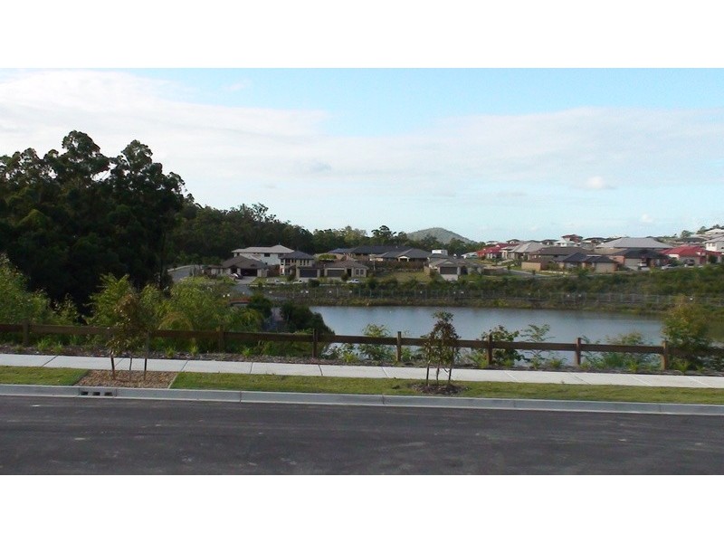 Pacific Pines QLD 4211