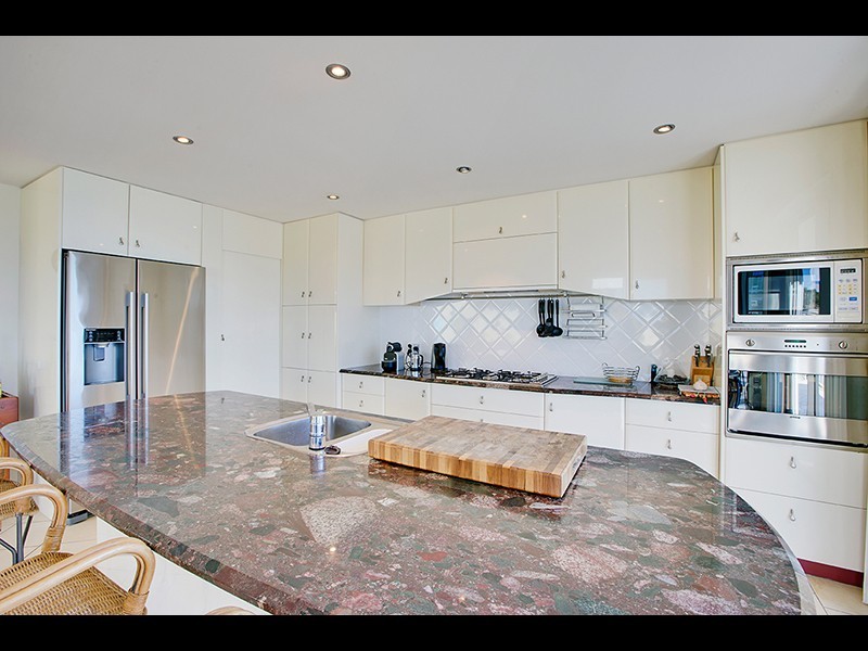 7 Bayside Way, Rosslyn QLD 4703