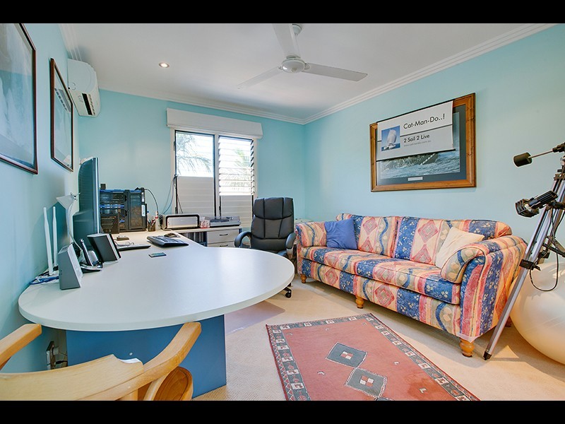 7 Bayside Way, Rosslyn QLD 4703