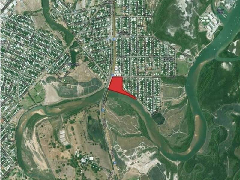 111 Railway Avenue, Railway Estate QLD 4810