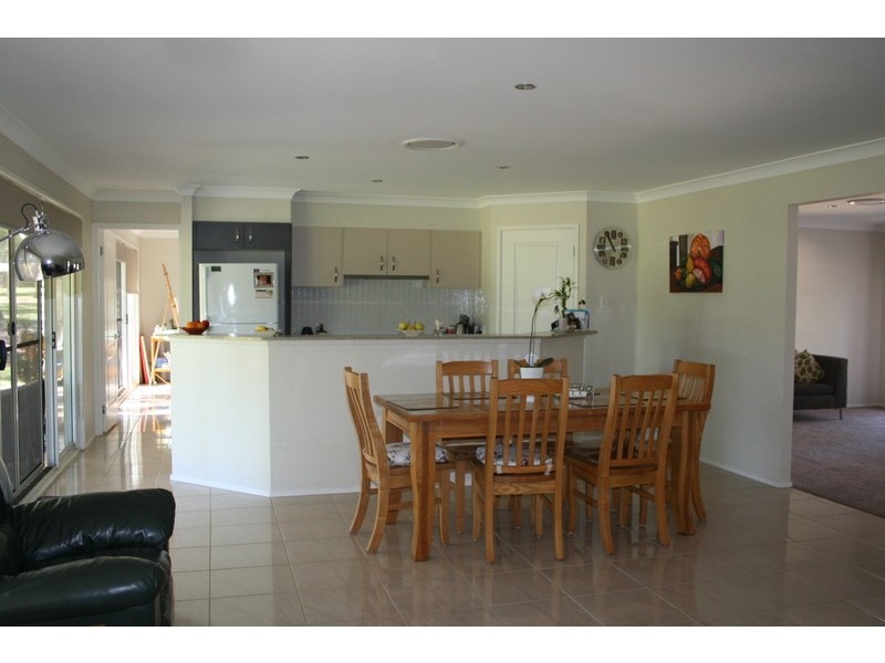 8 Redgum Road, Paxton NSW 2325