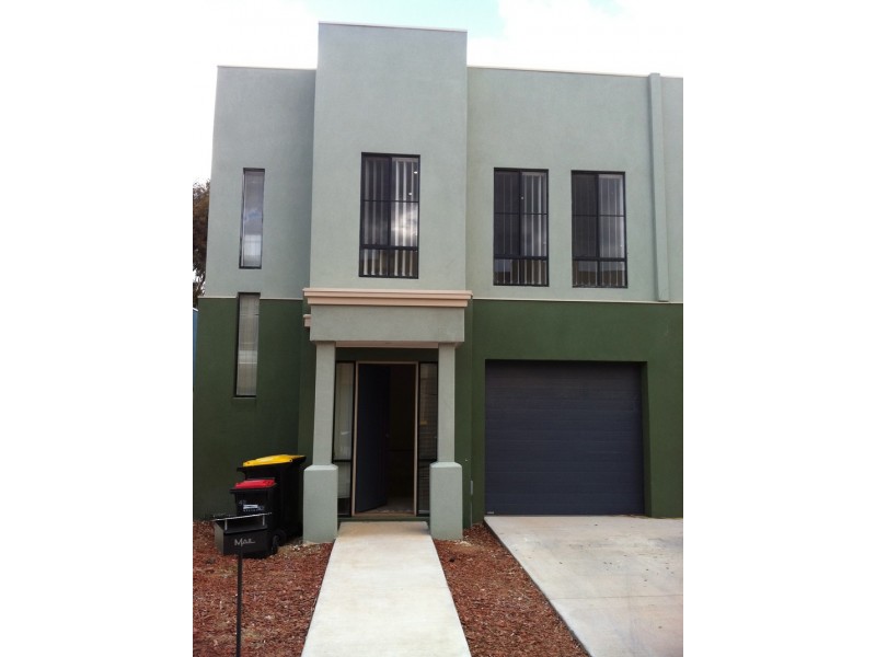 Melton South VIC 3338