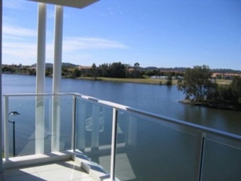 Varsity Lakes QLD 4227