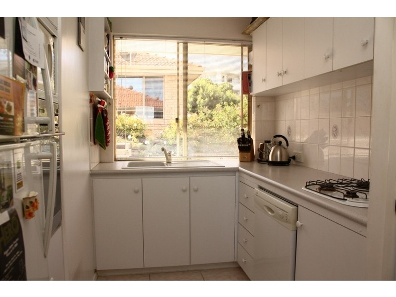 3/206 Melville Parade, Como WA 6152