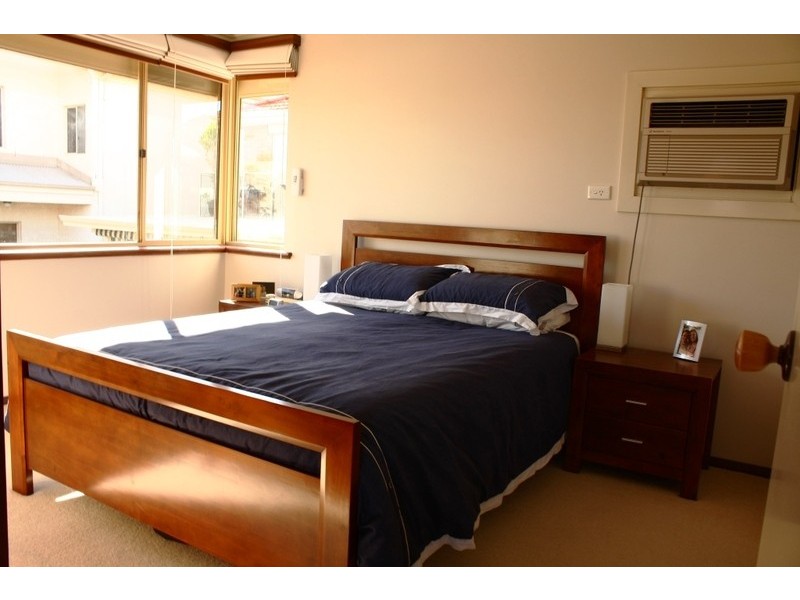 3/206 Melville Parade, Como WA 6152