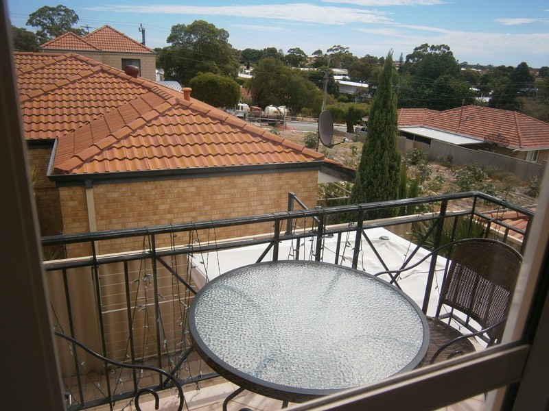 3/215 McDonald Street, Joondanna WA 6060