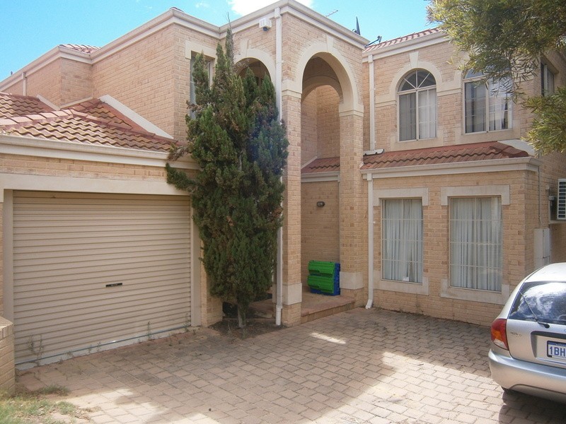 3/215 McDonald Street, Joondanna WA 6060