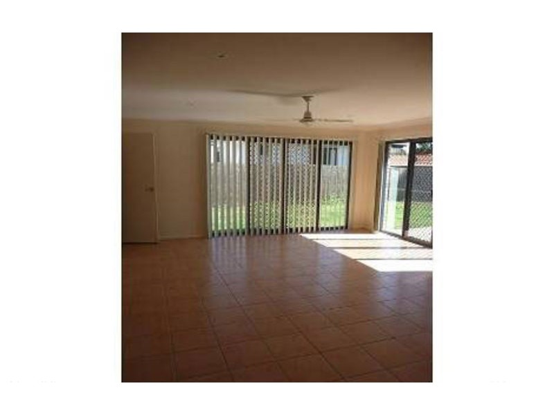 4 Explorer Street, Raceview QLD 4305