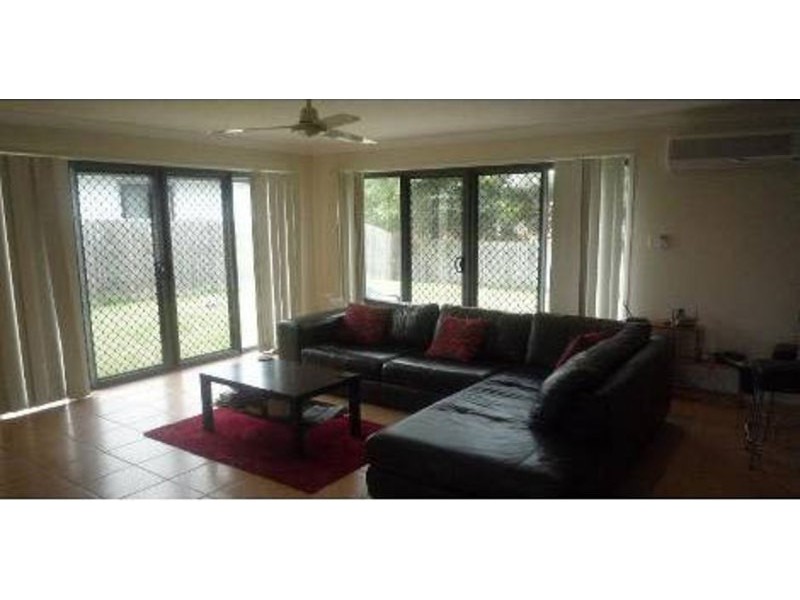4 Explorer Street, Raceview QLD 4305