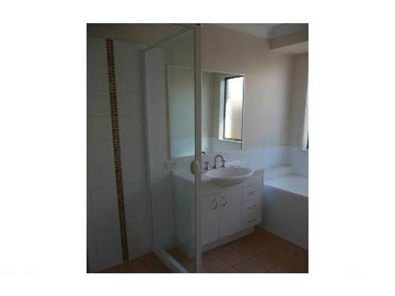 4 Explorer Street, Raceview QLD 4305