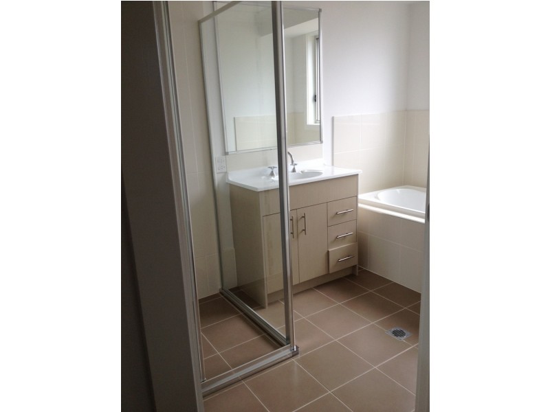 19 Garton Road, Spring Farm NSW 2570