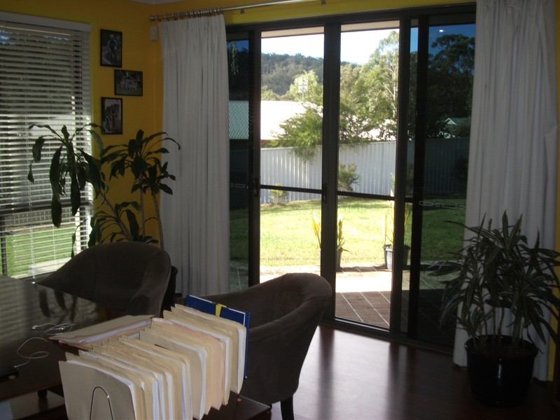 38 Lawnhill Drive, Nerang QLD 4211