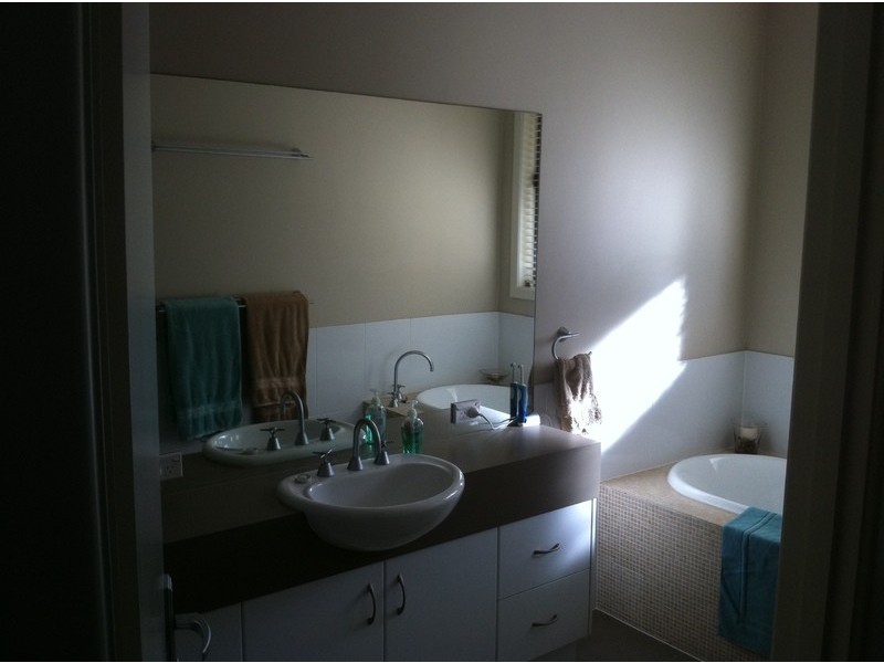 38 Lawnhill Drive, Nerang QLD 4211