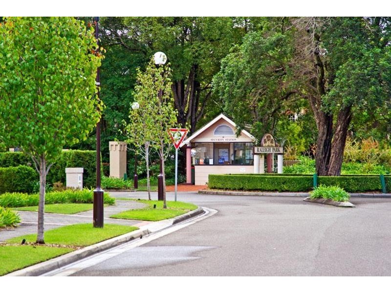 33 Brompton Road, Kensington NSW 2033