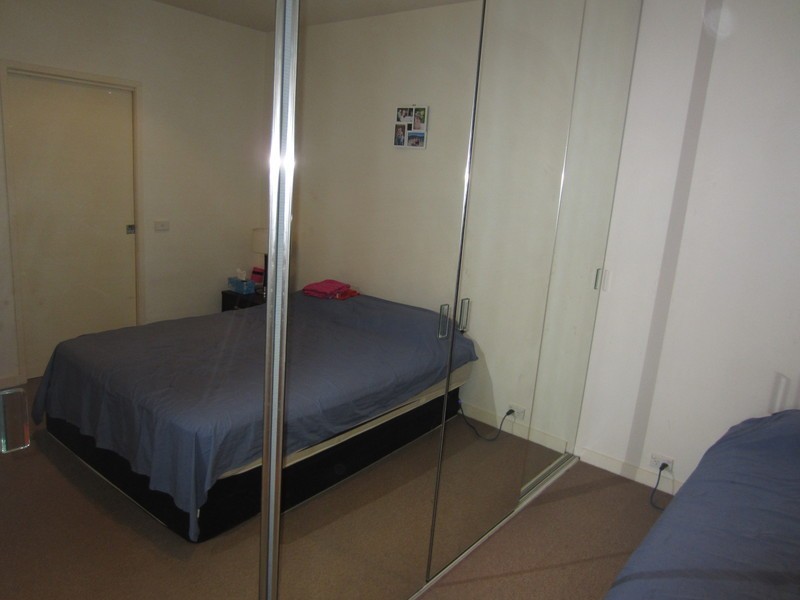 402/166 Wellington Parade, East Melbourne VIC 3002