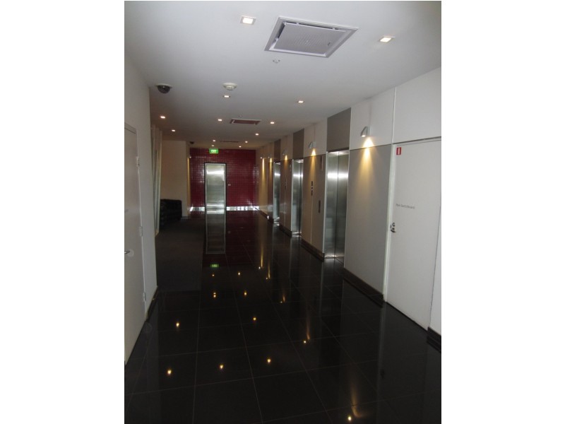 402/166 Wellington Parade, East Melbourne VIC 3002