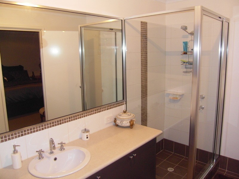 18 Hokitika Drive, Dudley Park WA 6210