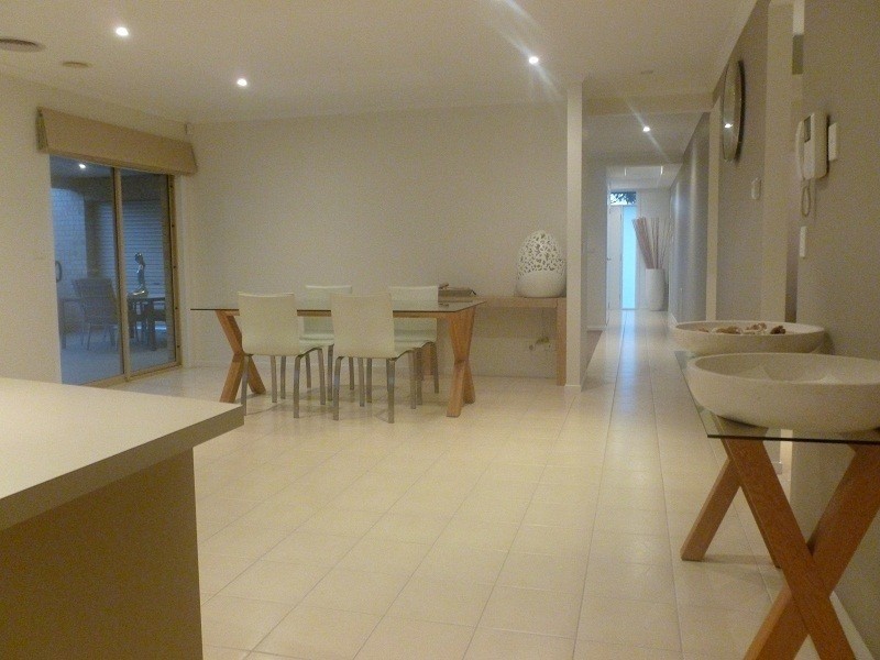 8 Postregna Way, Skye VIC 3977