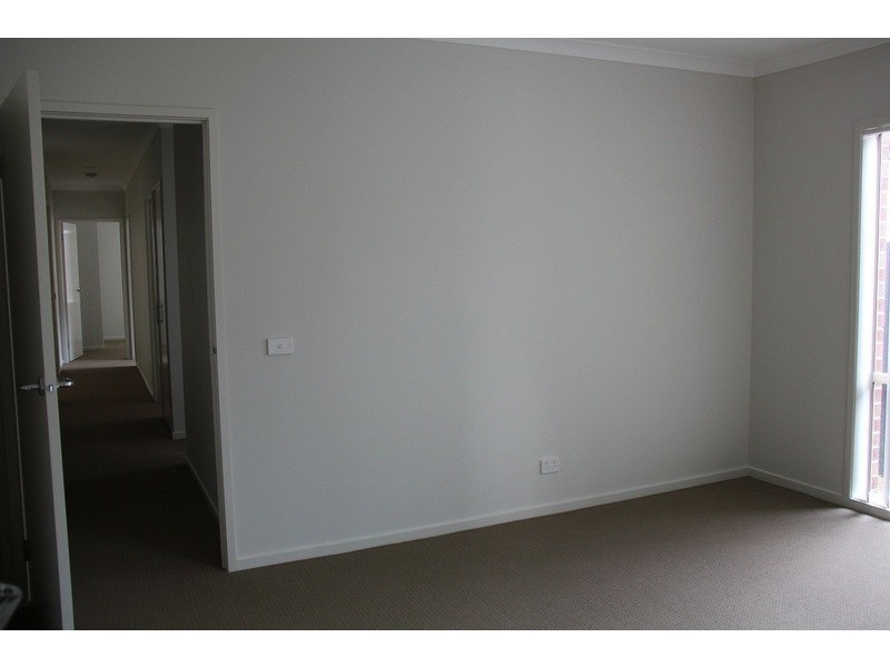 19 Luxford Drive, Point Cook VIC 3030