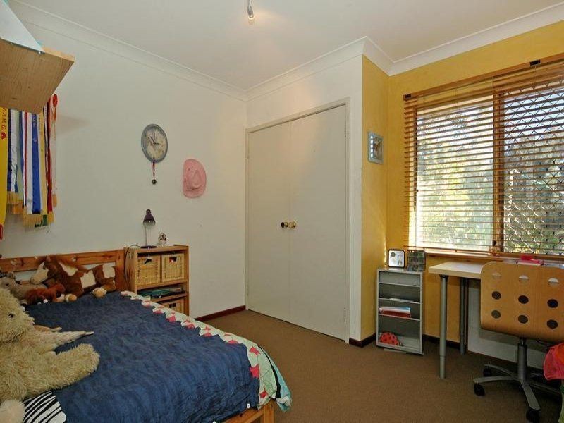 50 Adams Road, Mariginiup WA 6065