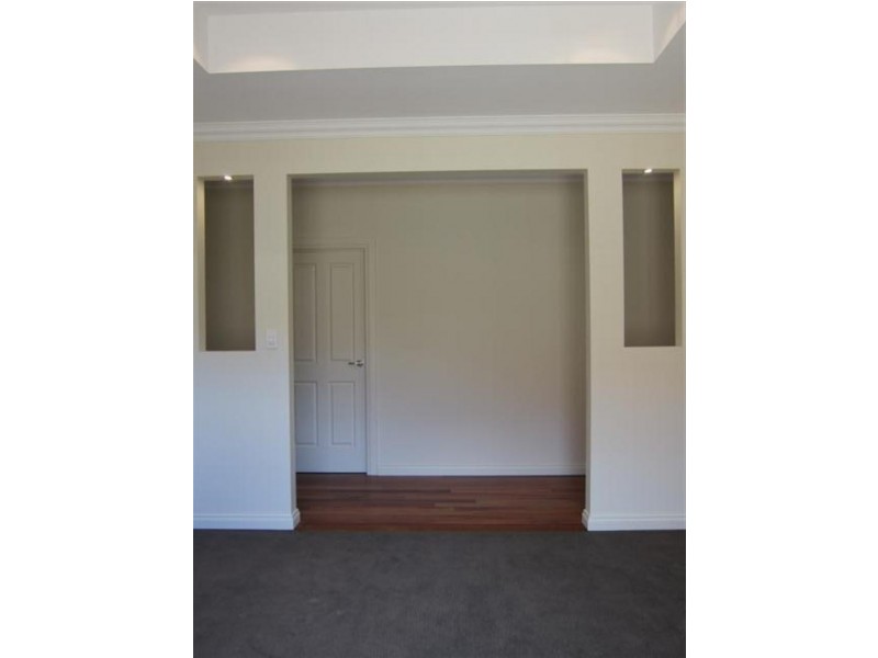 10 Chamberlain Avenue, Clarence Gardens SA 5039