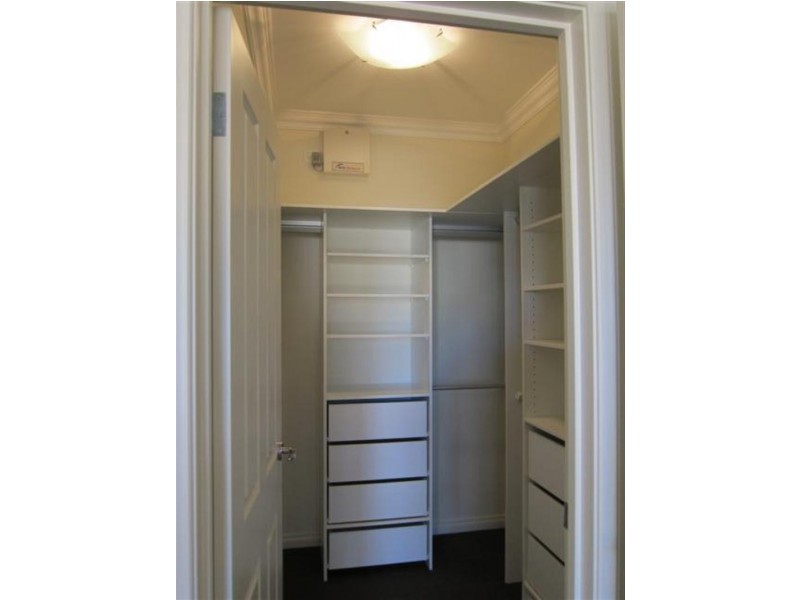 10 Chamberlain Avenue, Clarence Gardens SA 5039