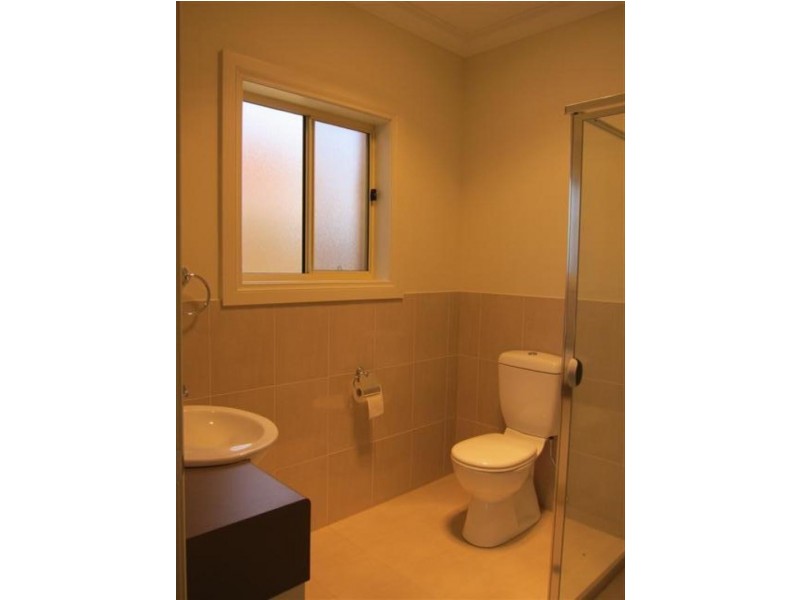 10 Chamberlain Avenue, Clarence Gardens SA 5039