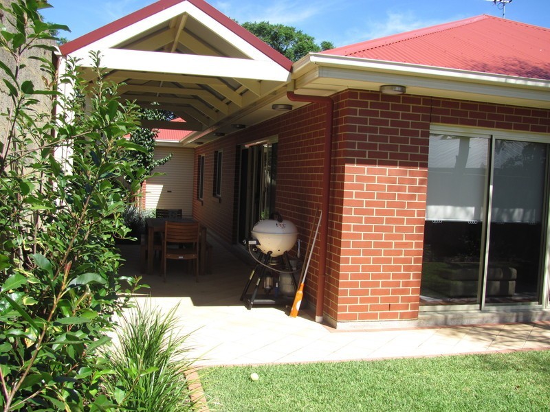 10 Chamberlain Avenue, Clarence Gardens SA 5039