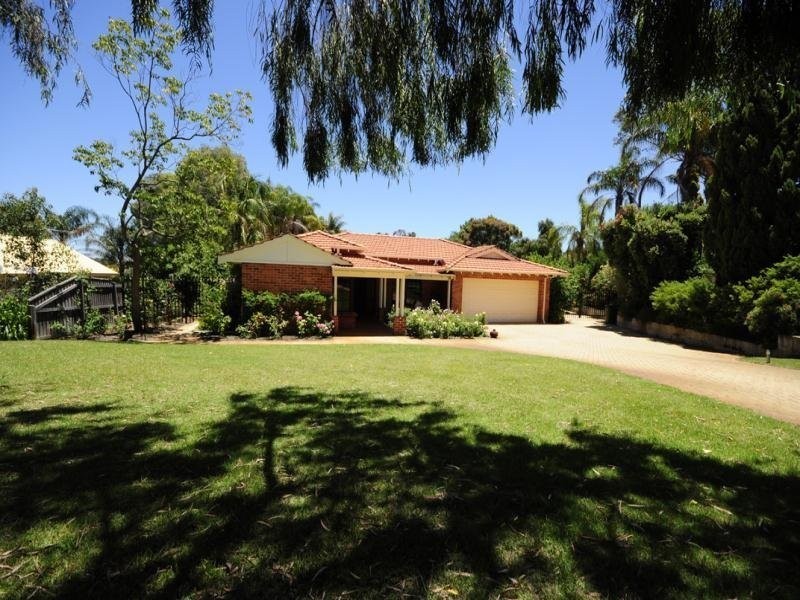 3 Ibis Court, Kingsley WA 6026