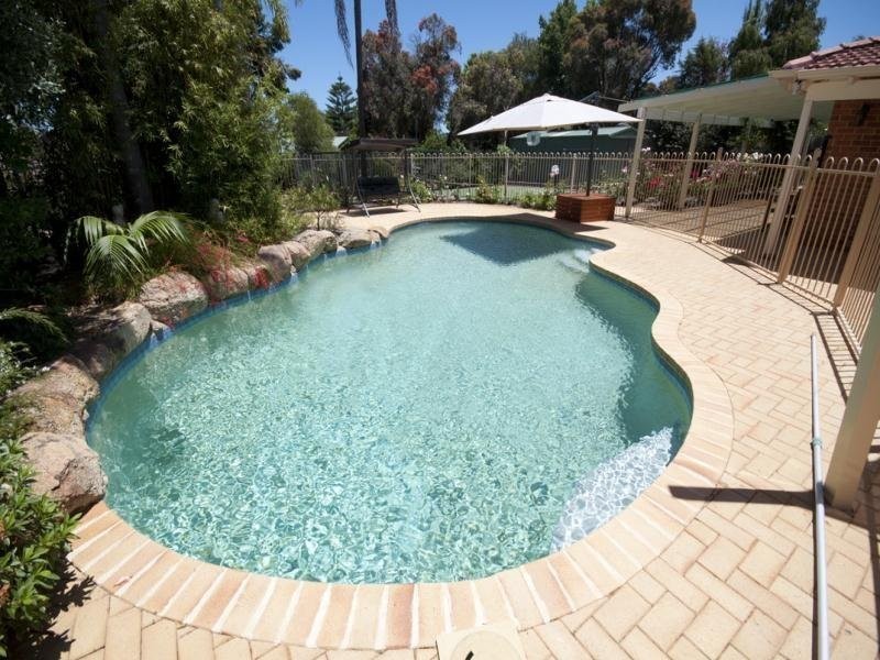 3 Ibis Court, Kingsley WA 6026