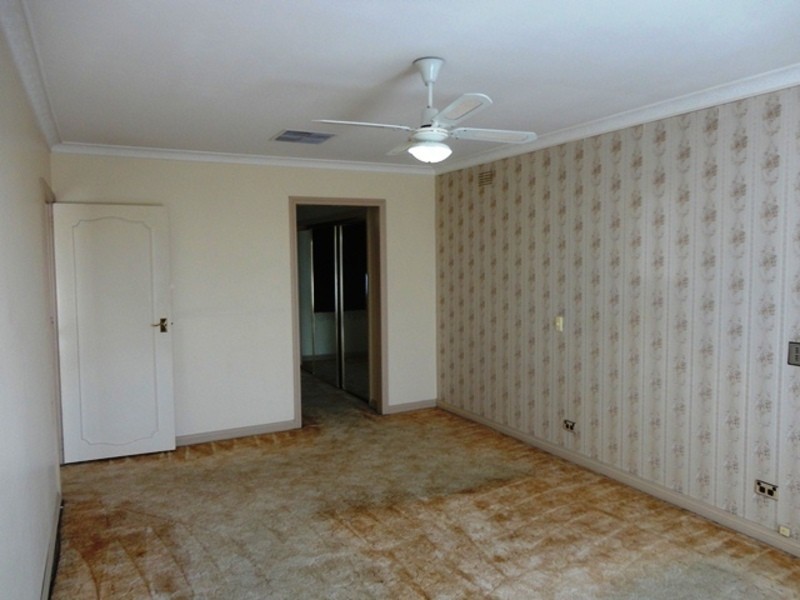 13 Belmore Road, Sunshine North VIC 3020