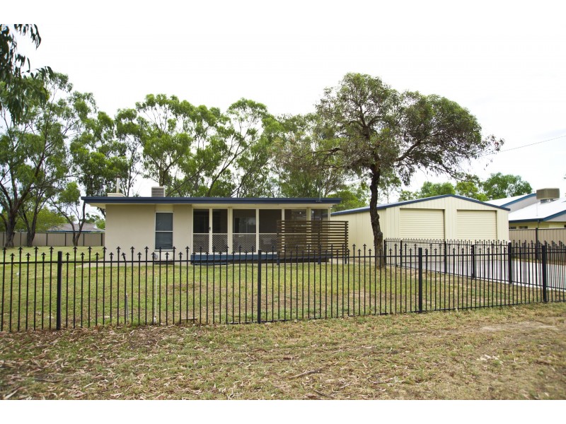 7 Borland Street, Roma QLD 4455