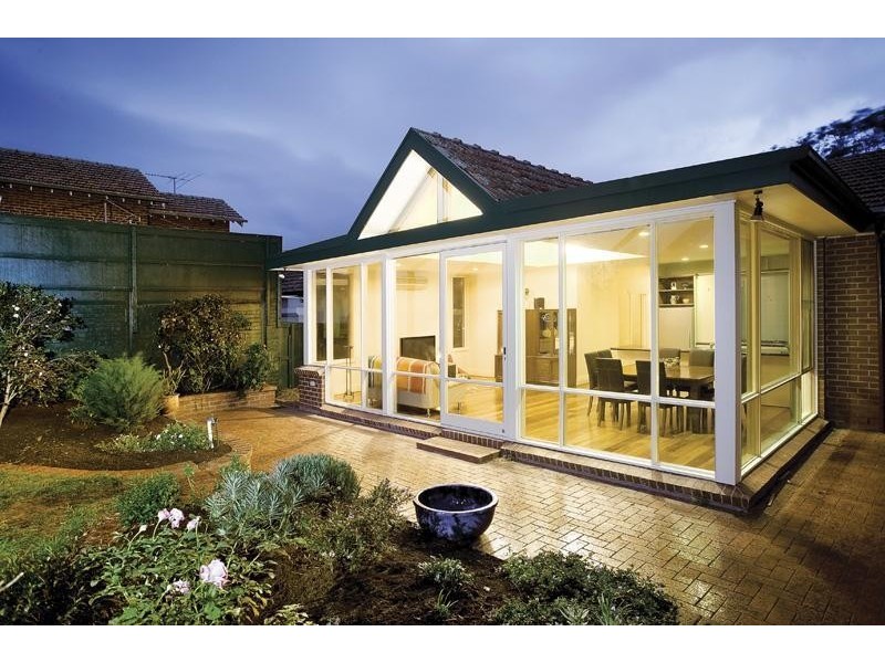 18 Lockhart Street, Camberwell VIC 3124