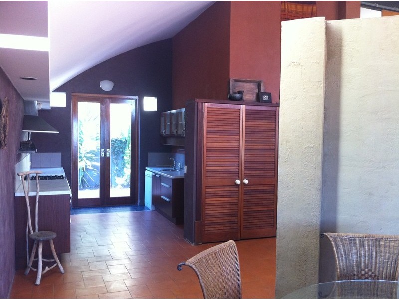 6b Park Street, Trigg WA 6029