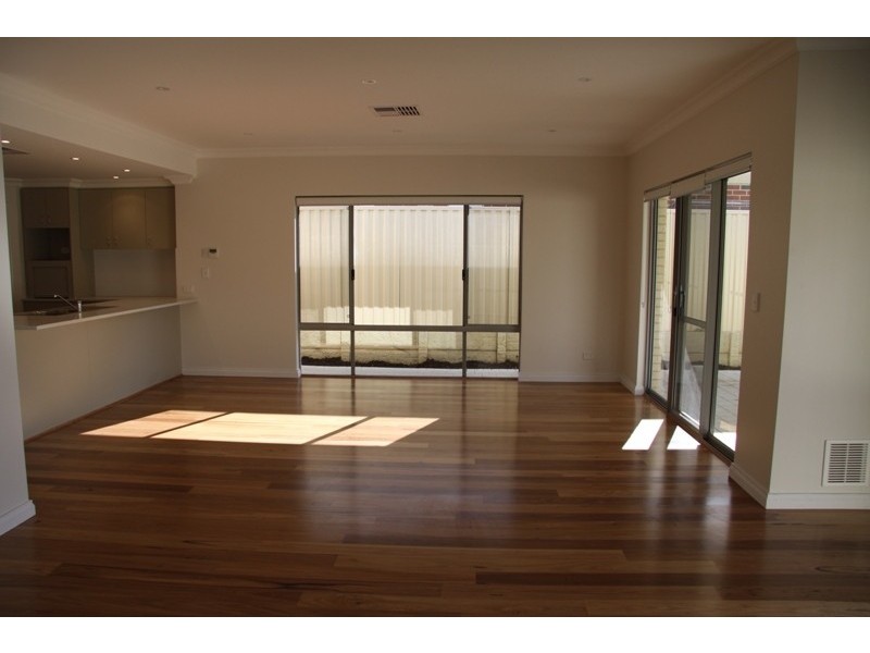 35a Armadale Road, Rivervale WA 6103