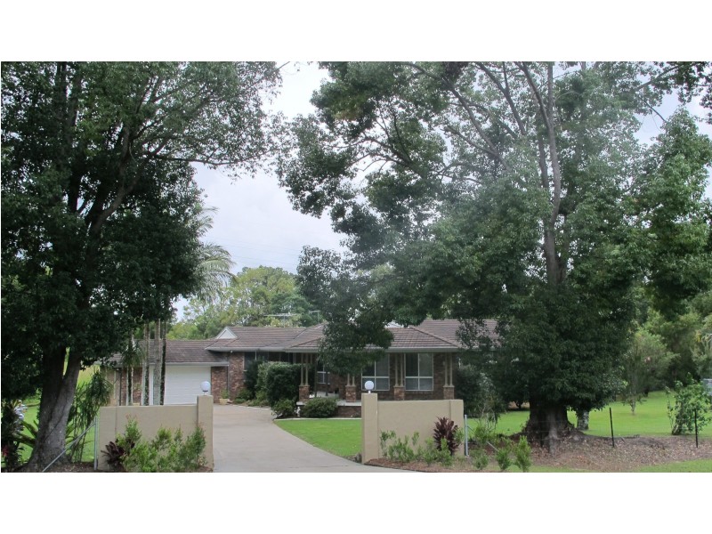 7 Braford Drive, Bonville NSW 2441