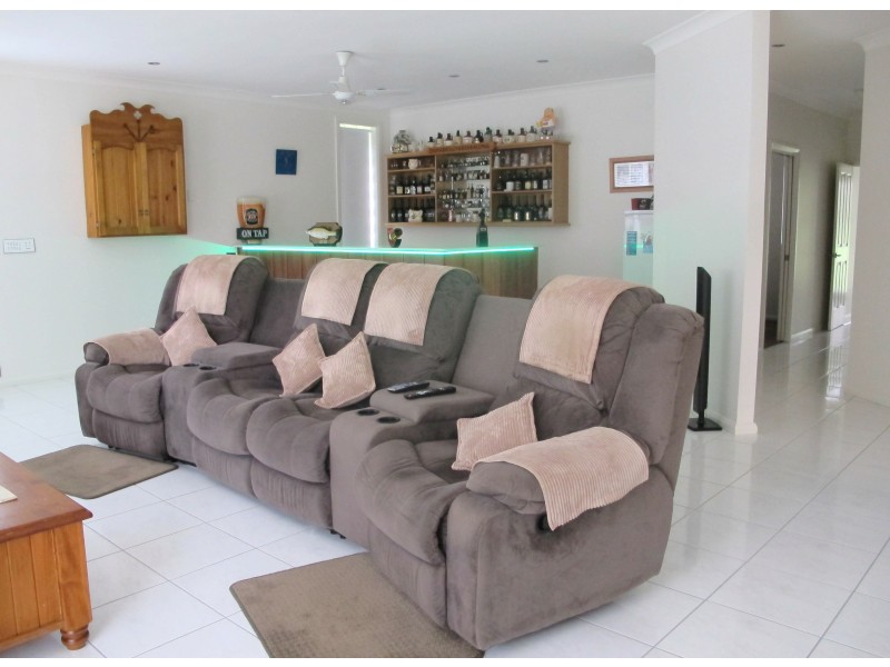 7 Braford Drive, Bonville NSW 2441