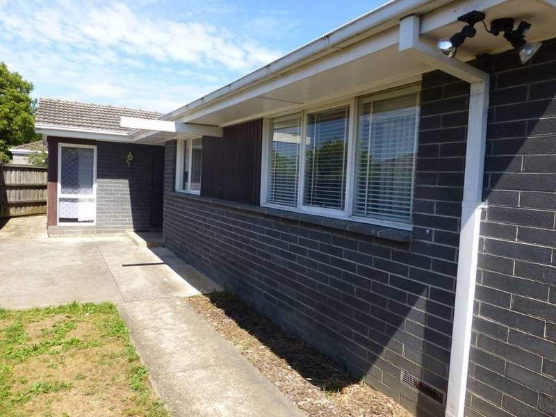 10 Burilla Avenue, Doncaster VIC 3108