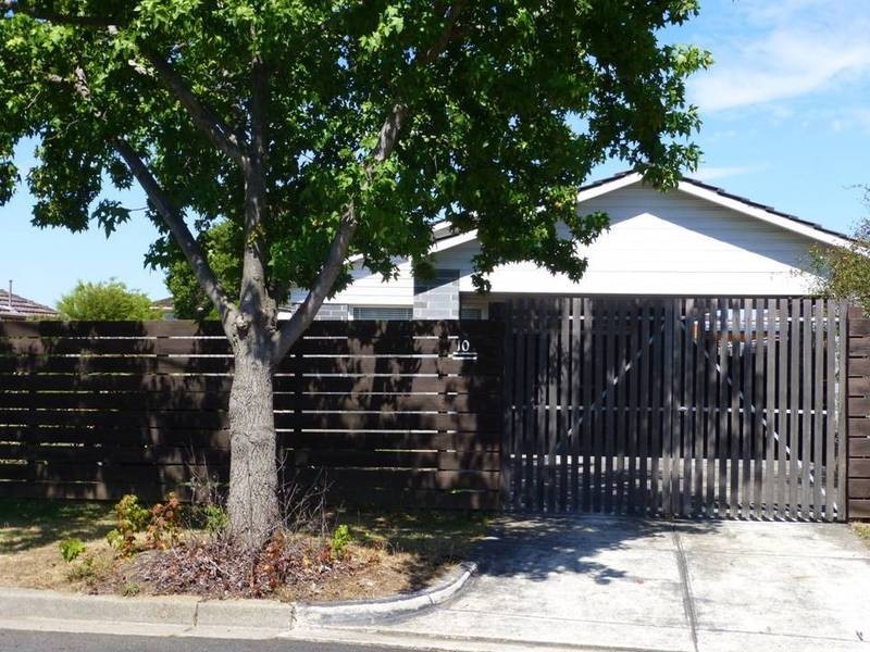 10 Burilla Avenue, Doncaster VIC 3108