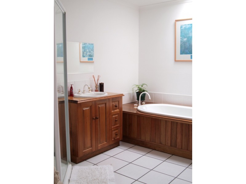 17 Schaw St, Bothwell TAS 7030
