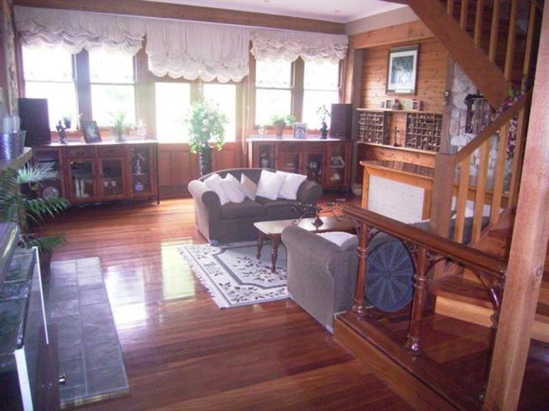 55 Outawood Rise, Gisborne South VIC 3437