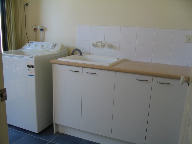 11 Glenroy Place, Parkinson QLD 4115